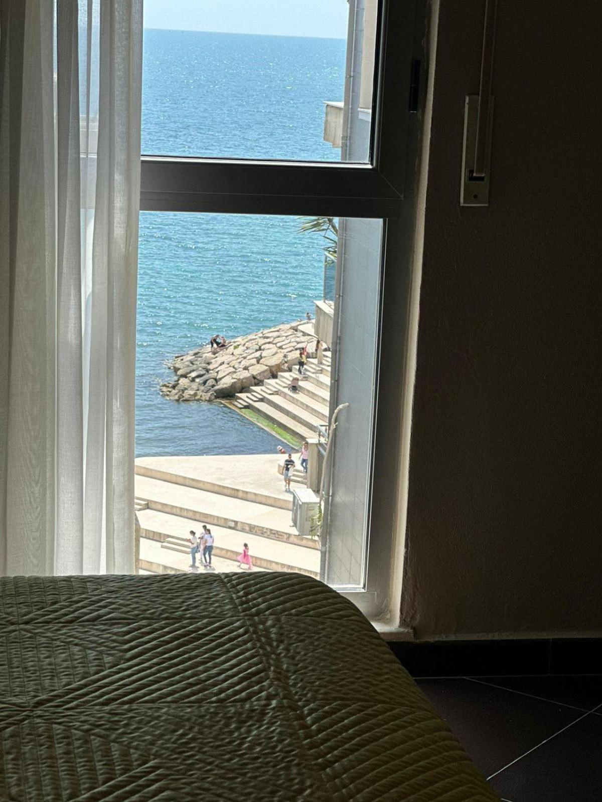 Hotel Nais Beach ドゥラス エクステリア 写真